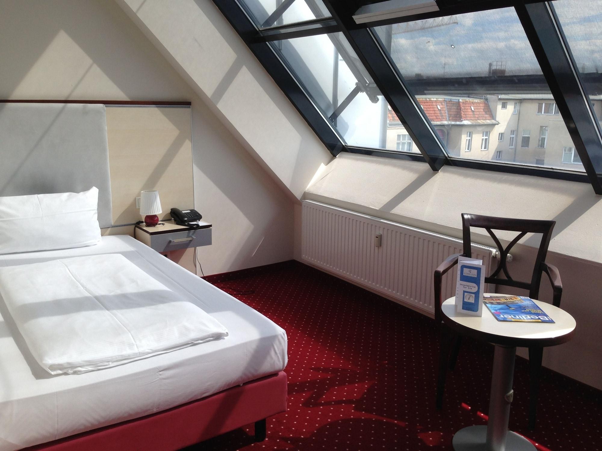 Hotel Kurfürstendamm 3*