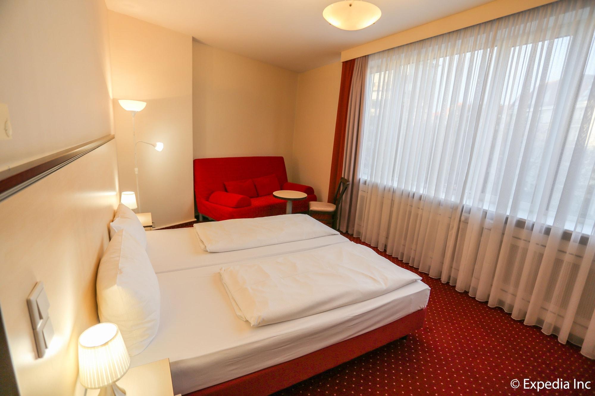 Hotel Kurfürstendamm 3*